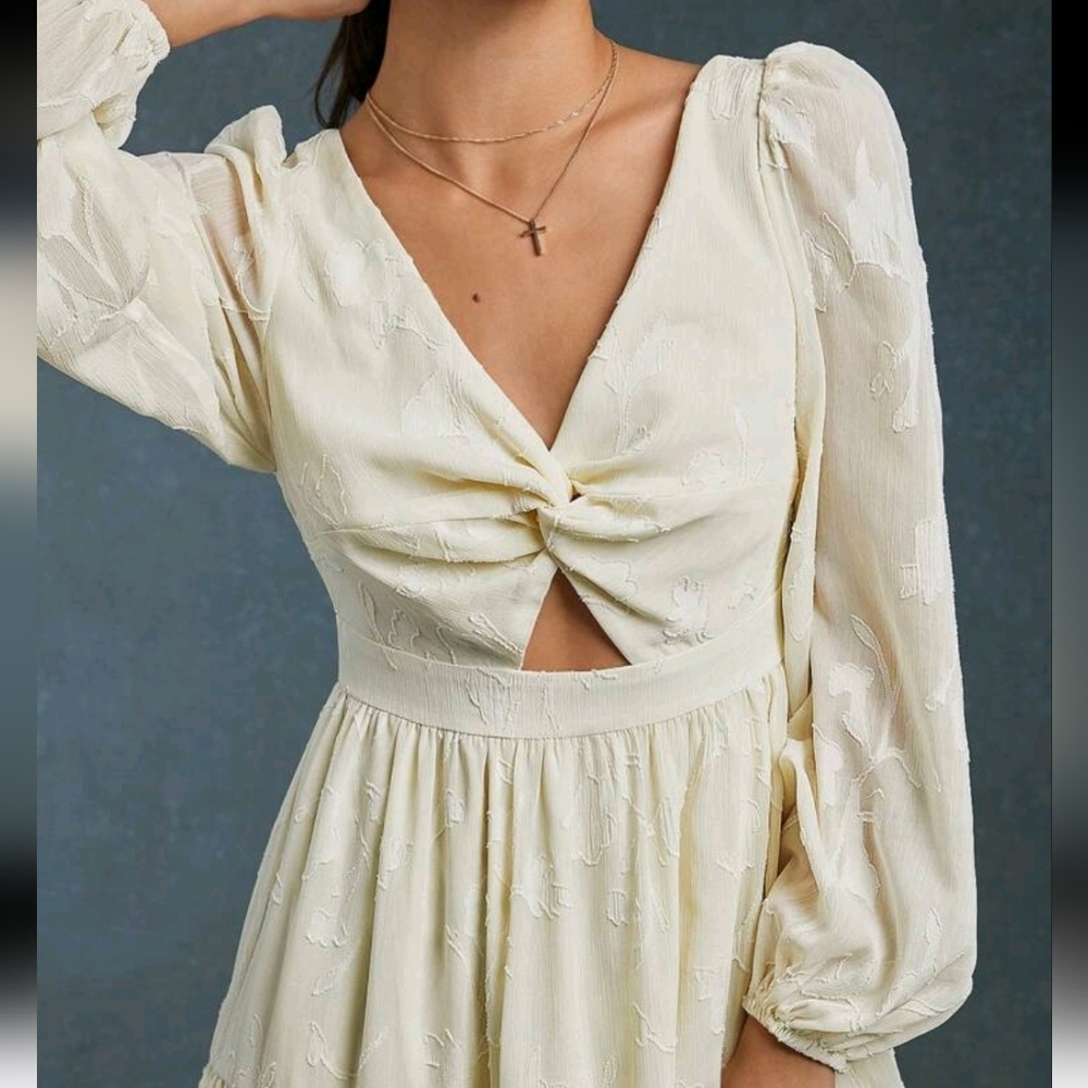 Cut-Out Midi Long Sleeve Dress - Picture 4 of 4